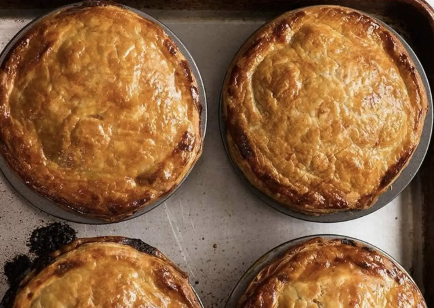 Chicken Balti Pie & Chips